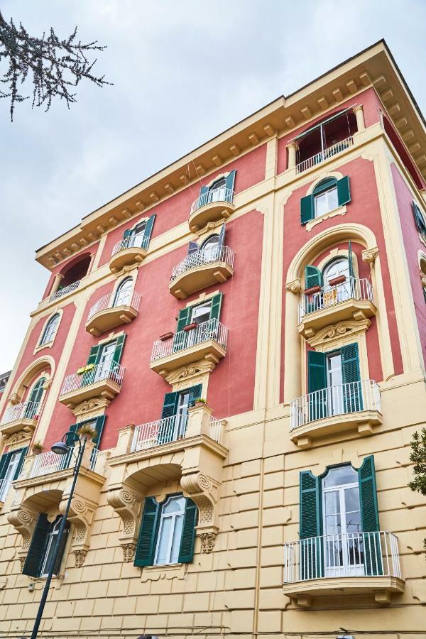Suite Klimt P.Zza Amedeo Naples Luaran gambar